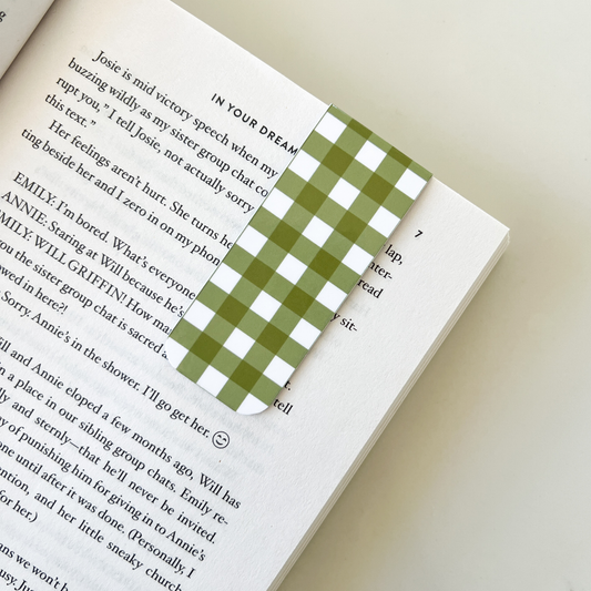 Green Gingham Magnetic Bookmark